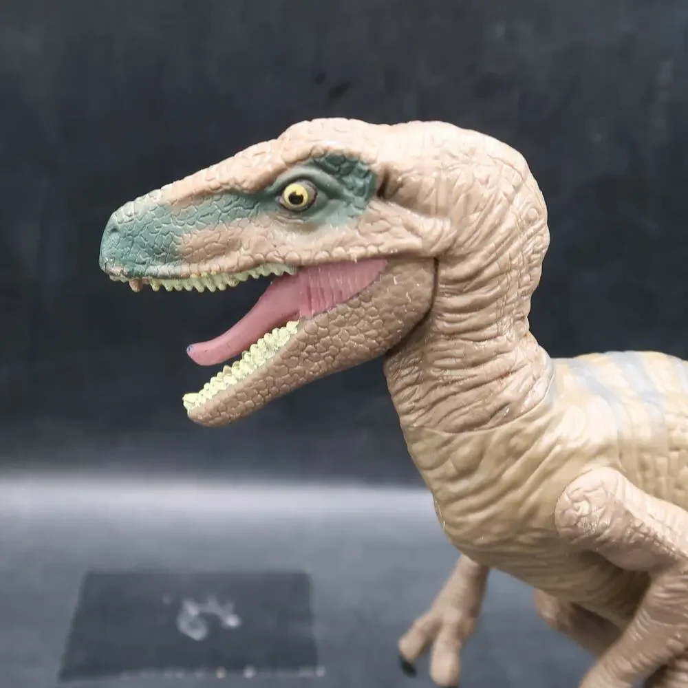 Hasbro Jurassic World Delta Velociraptor Dinosaur Action Figure 2015 Titan